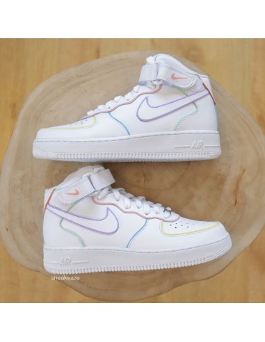 Outline - Air Force 1 Mid custom En savoir plus