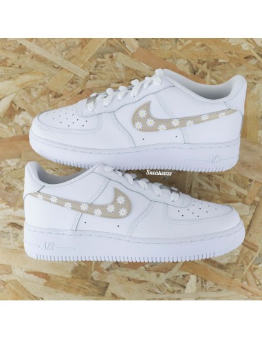 Marguerite - Air Force 1 custom est présent 